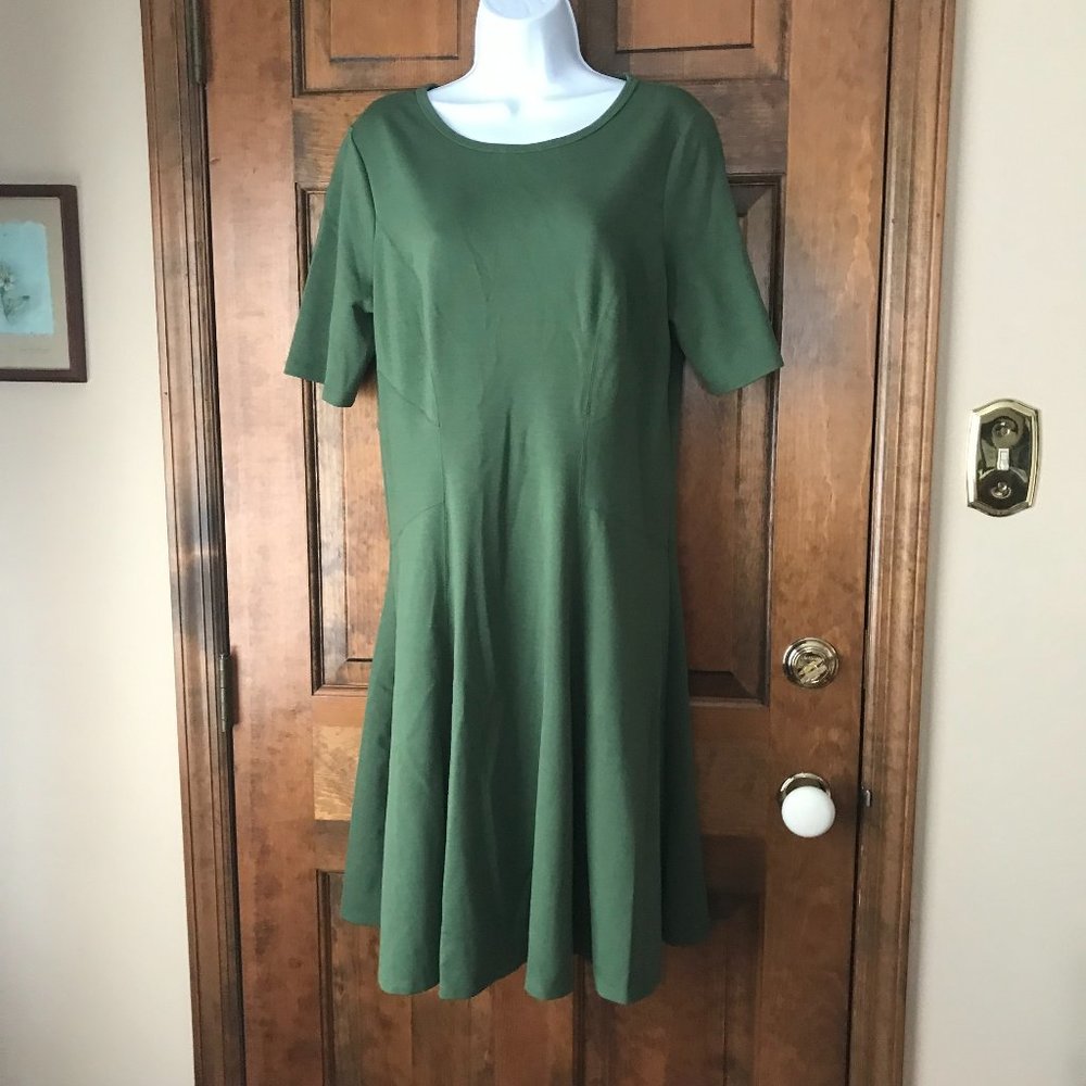Premise Moss Green Short Sleeve Dress w/Exposed Zipper Large